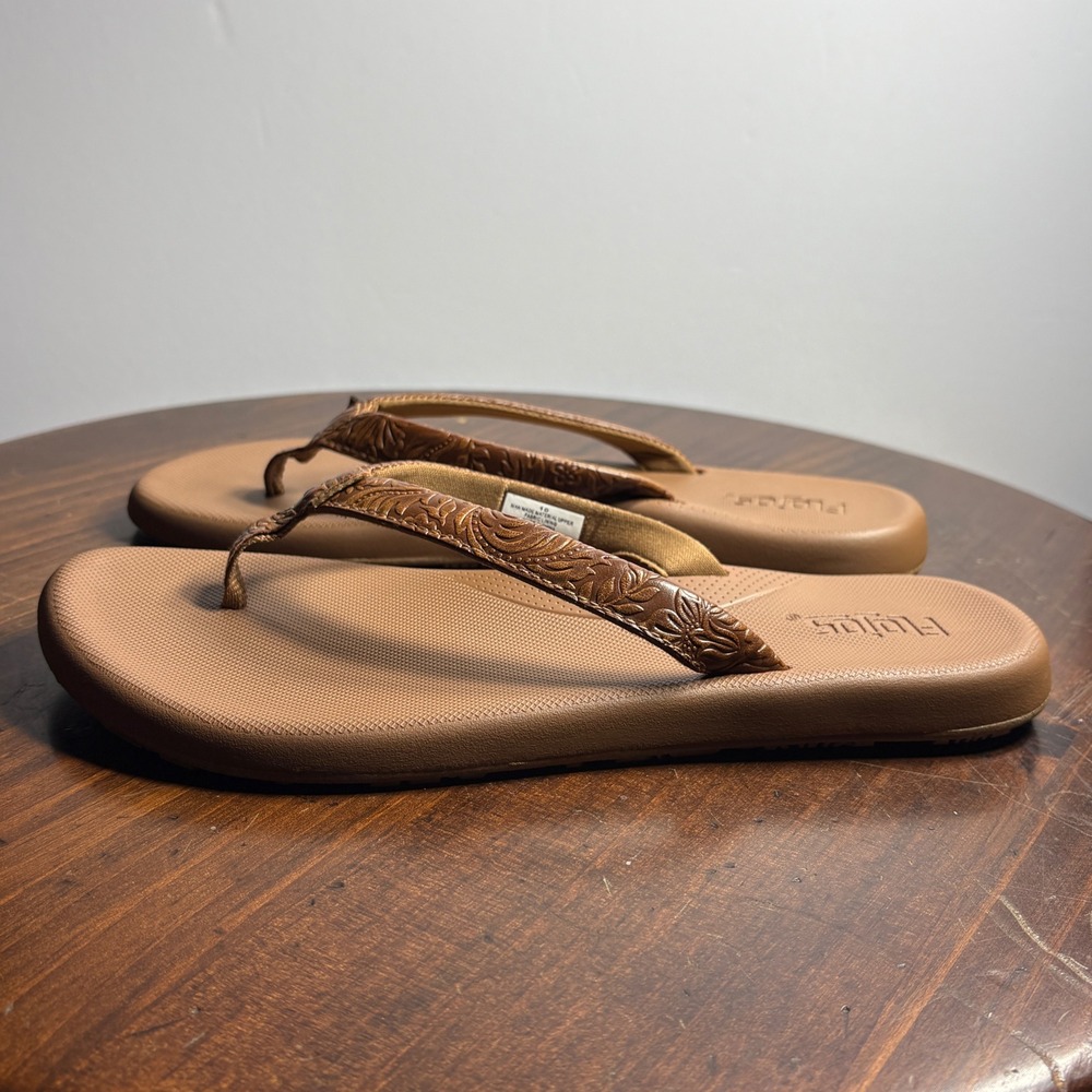 Flojos Flip Flops Womens 10 Brown Fiesta Embossed Floral Comfort Sandals NEW